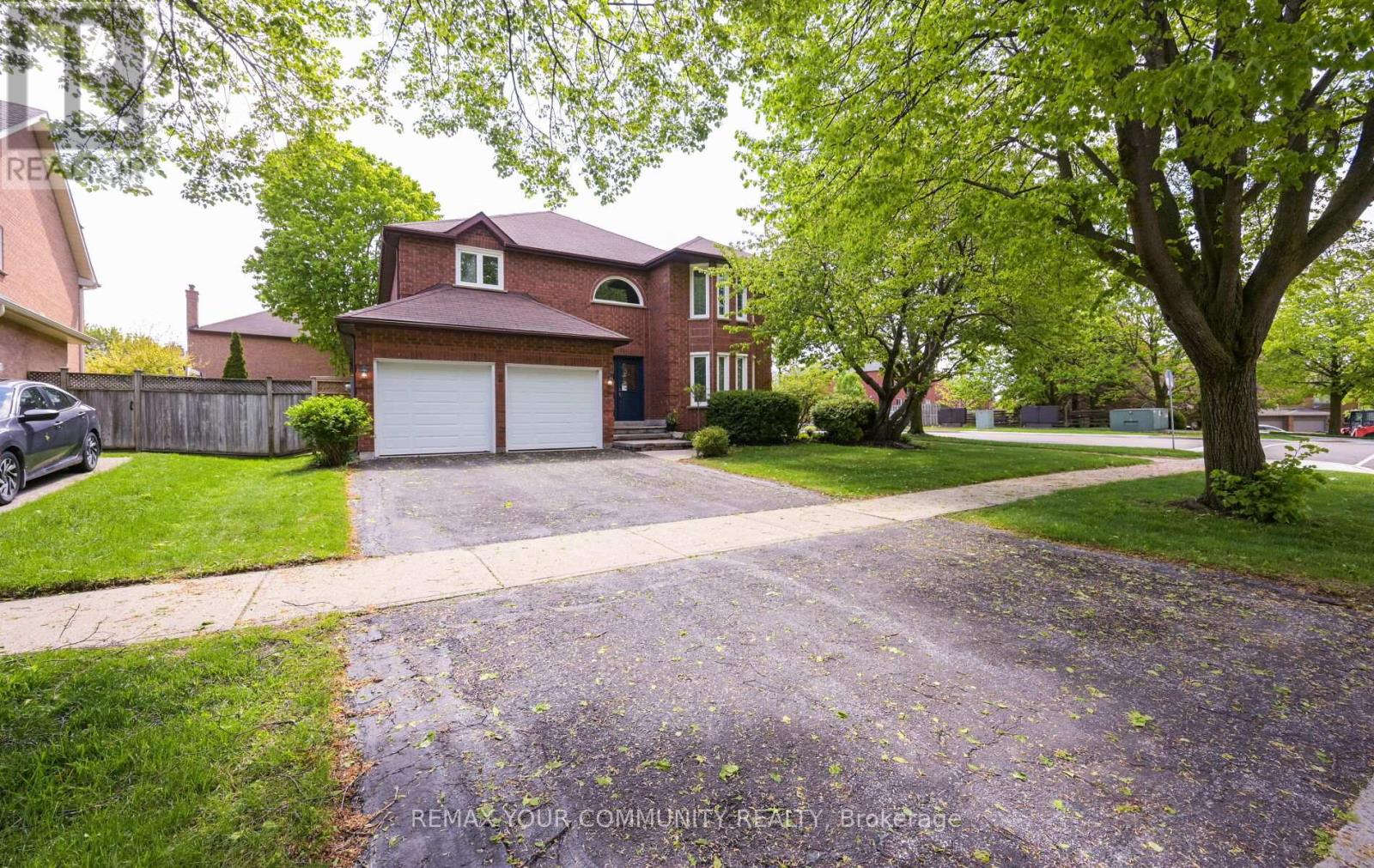 2 BALLARD CRESCENT - Image 3
