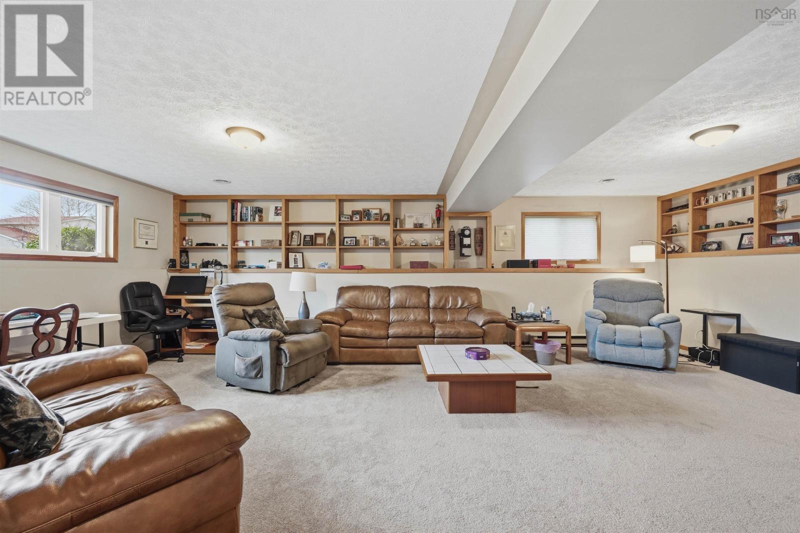 13 Camilla Court - 26