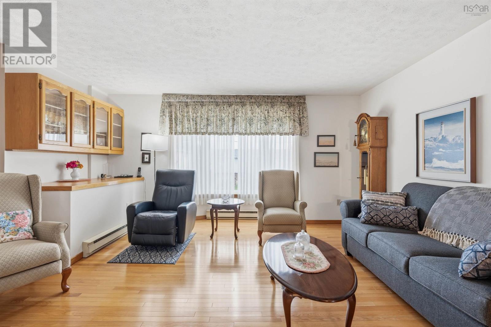 13 Camilla Court - 6