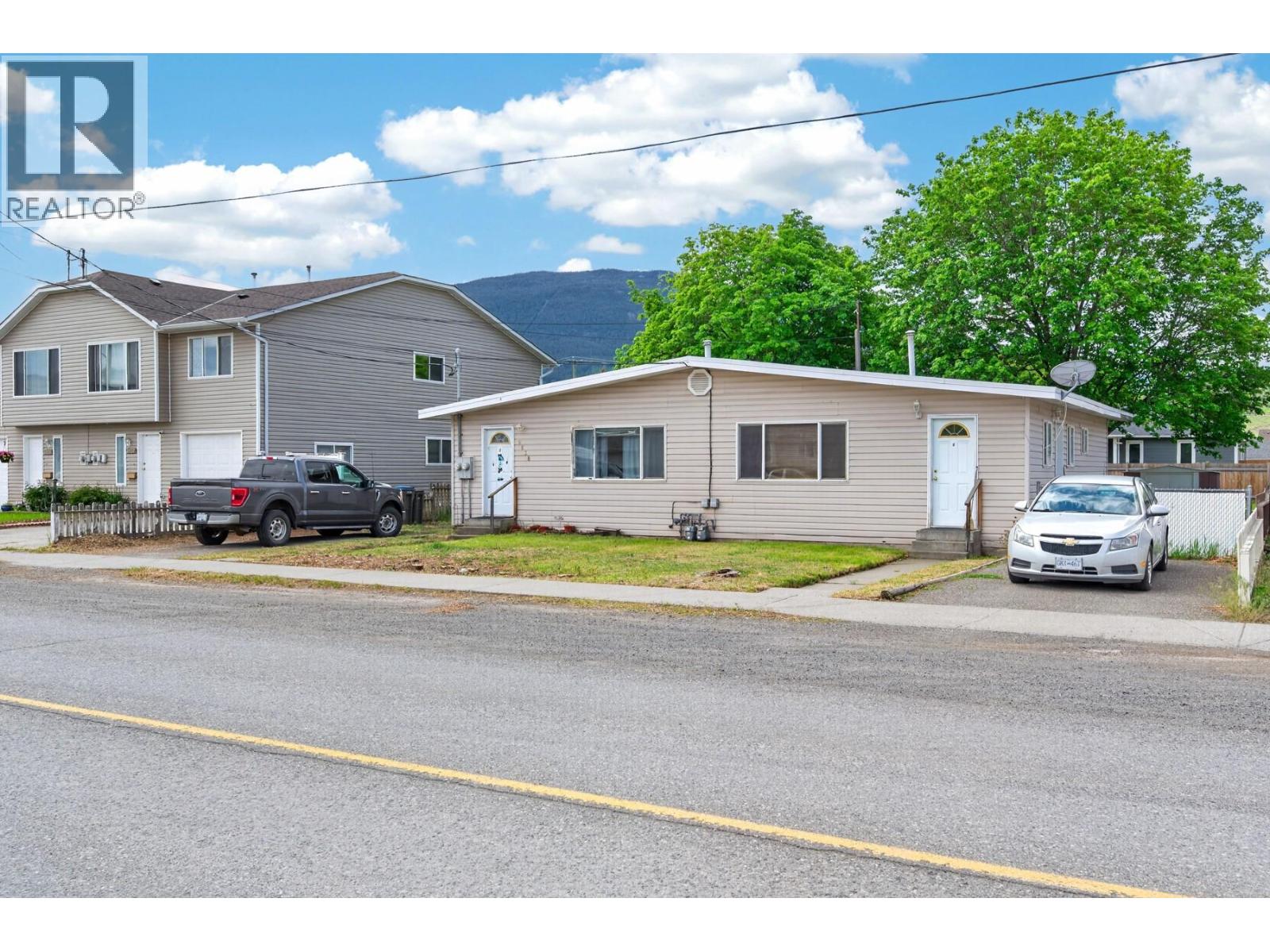 2638 Clapperton Avenue - 2
