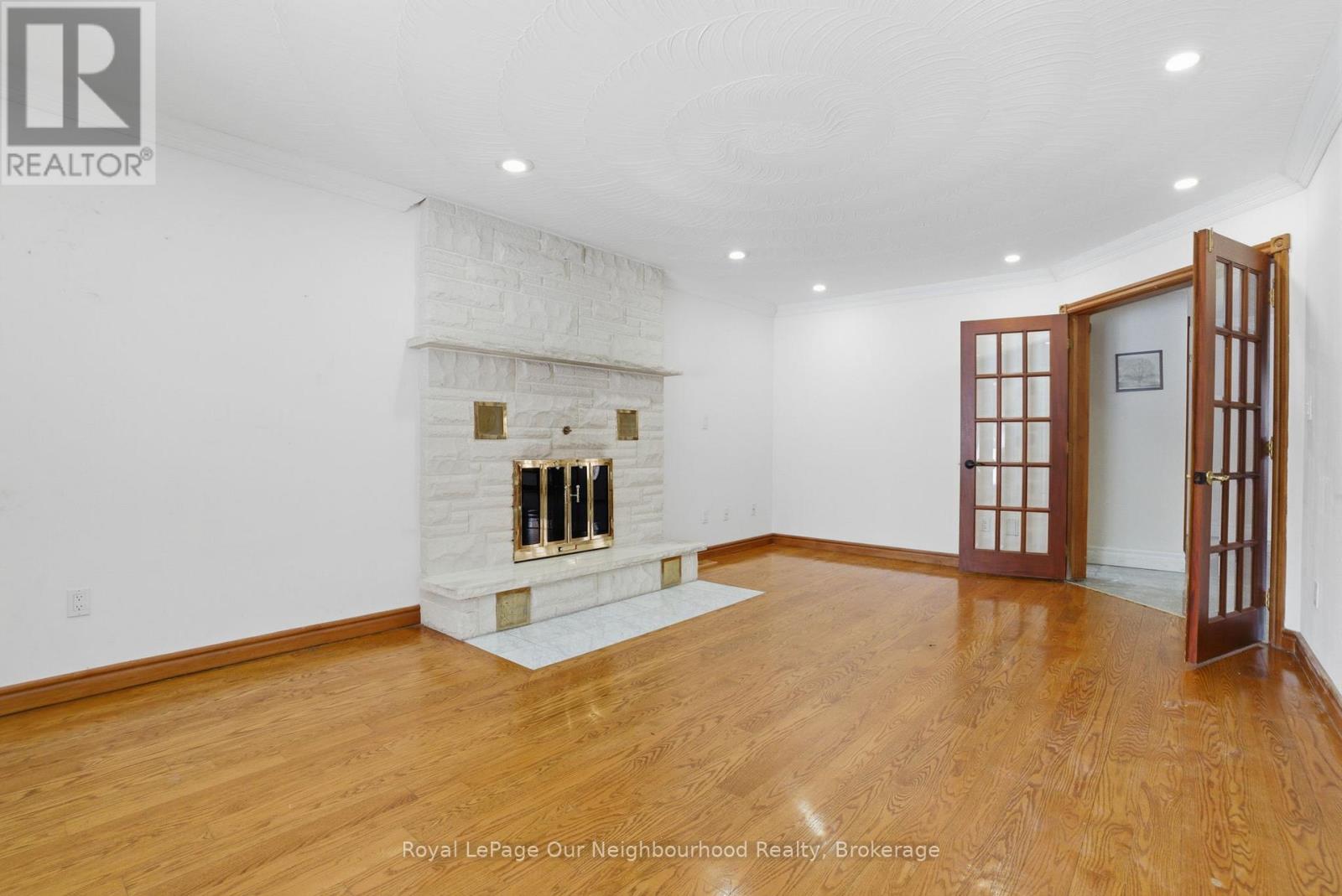 79 ELIZABETH STREET - 18