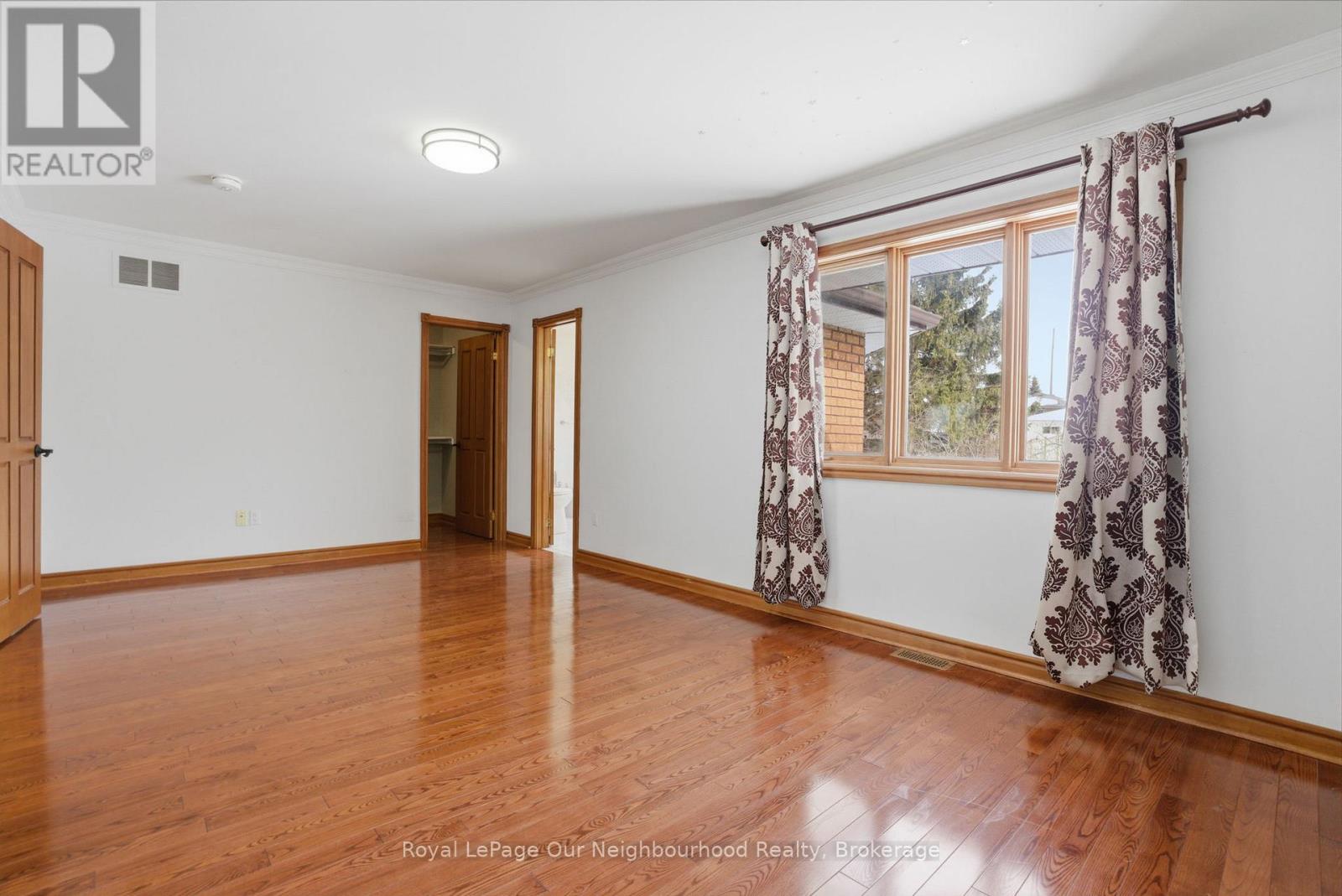 79 ELIZABETH STREET - 29