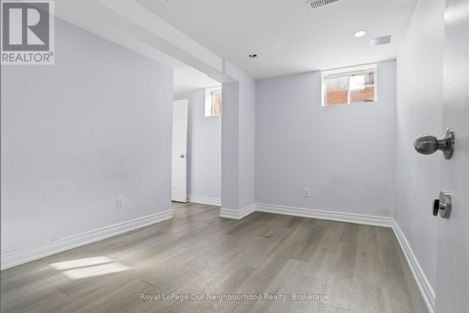 79 ELIZABETH STREET - 38