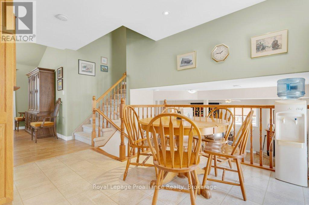 82 GAVEY STREET - 17