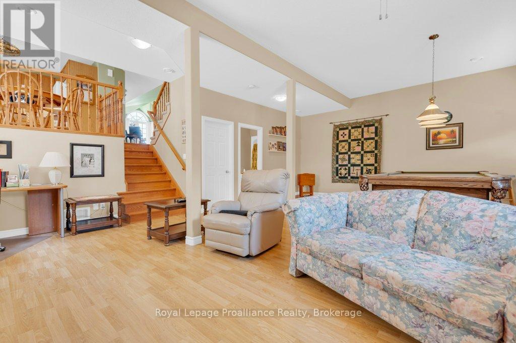 82 GAVEY STREET - 26