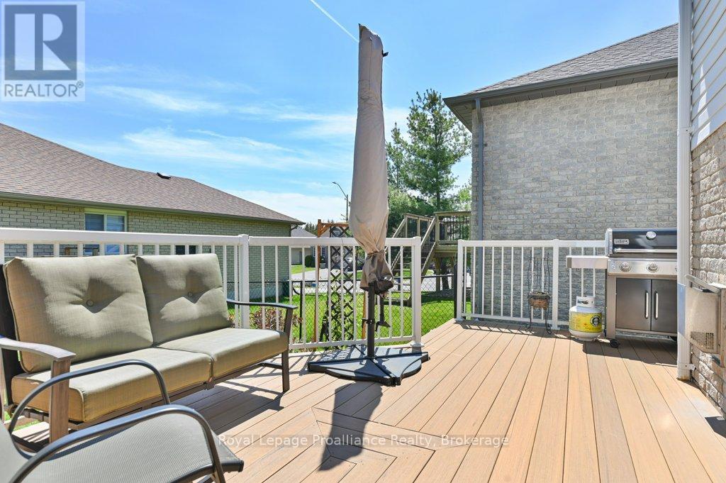 82 GAVEY STREET - 31