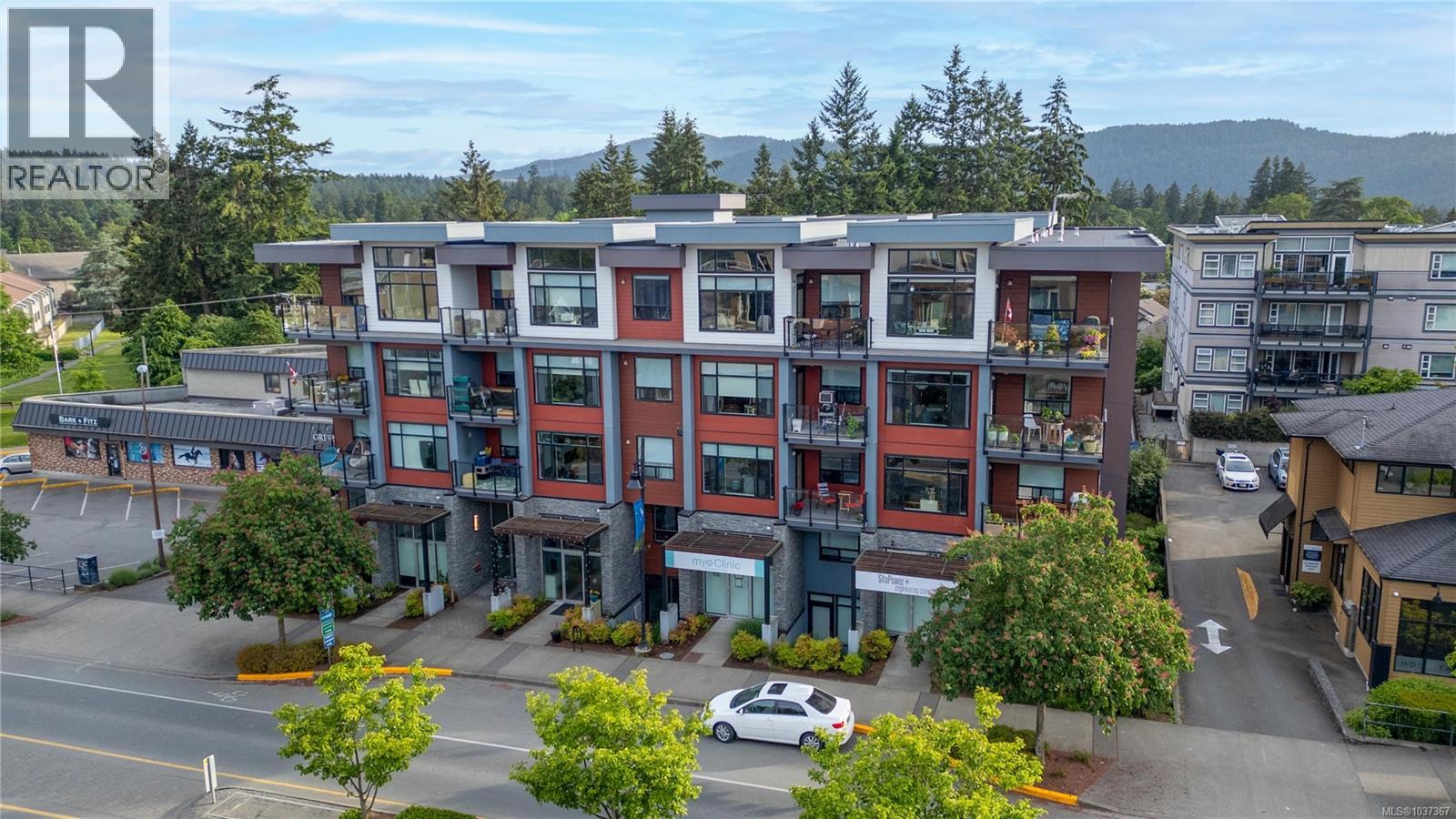 #401 7162 West Saanich Rd - 1