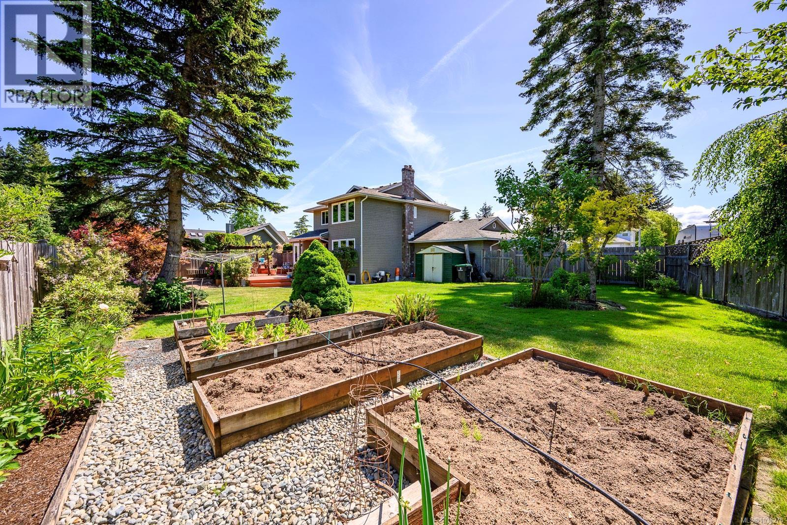 1394 Mallard Dr - 34