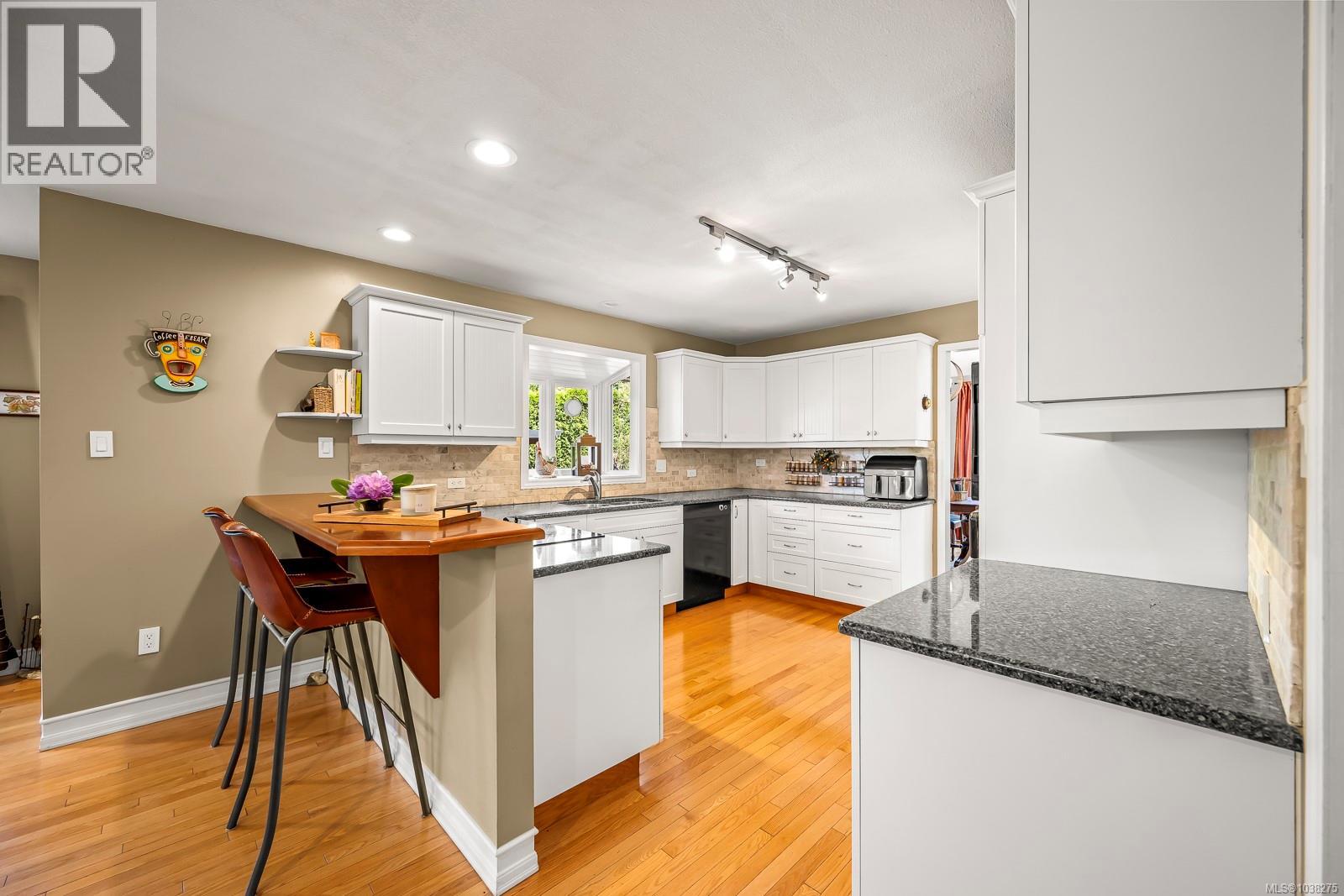 1394 Mallard Dr - 40