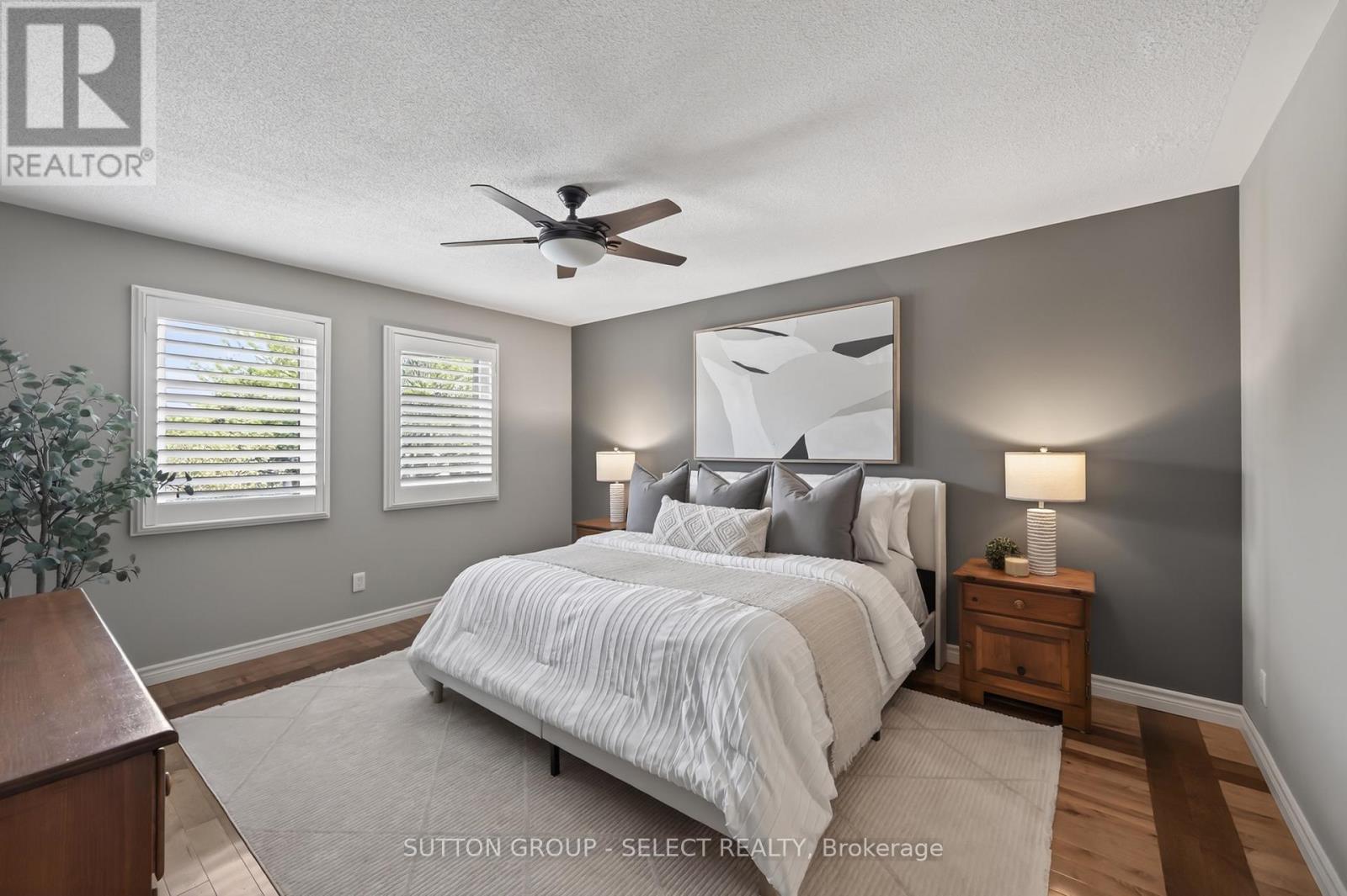 31 ROBINSON COURT - 35