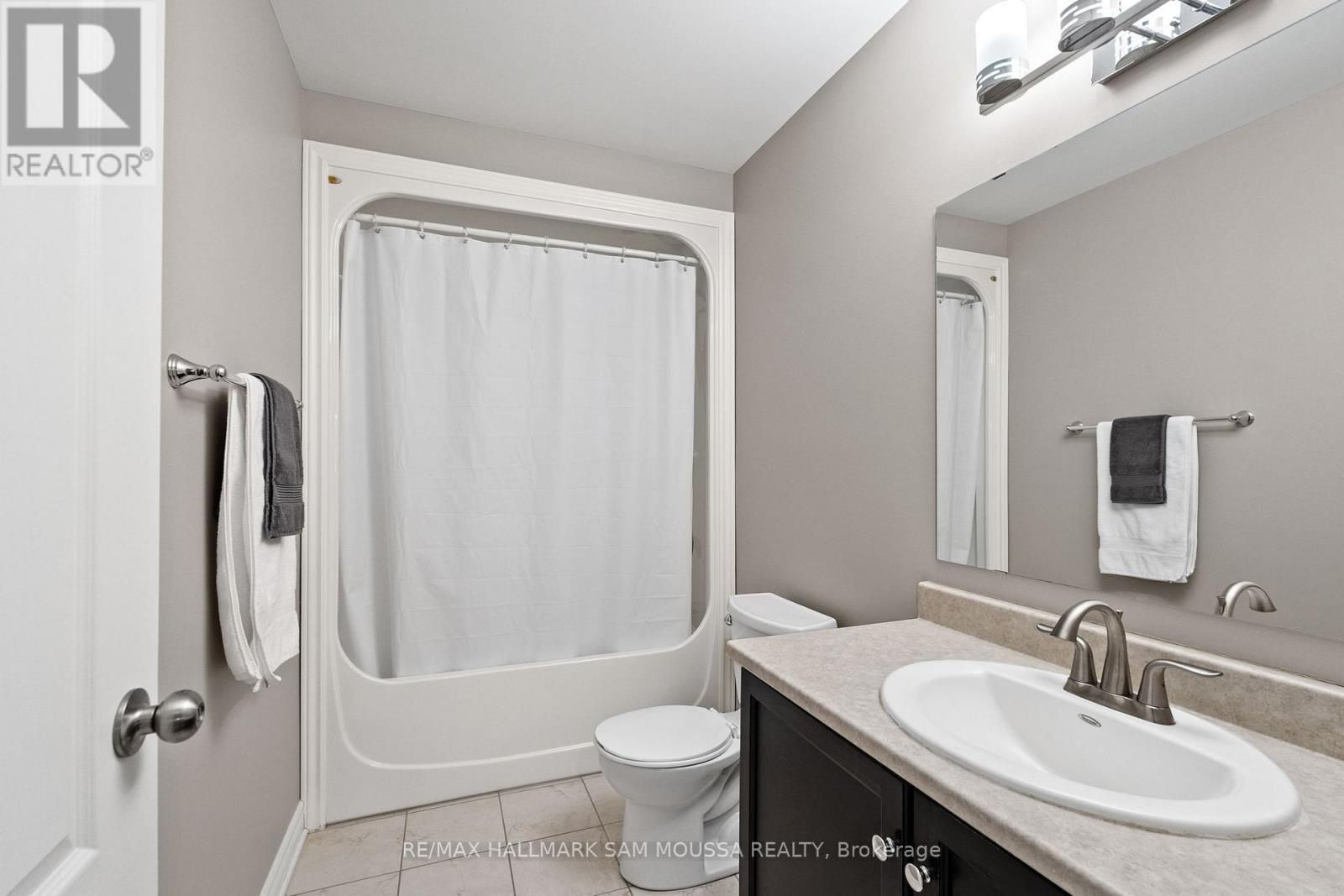631 ROBERT HILL STREET - 12