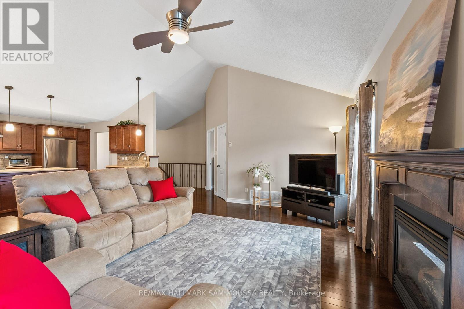 631 ROBERT HILL STREET - 20