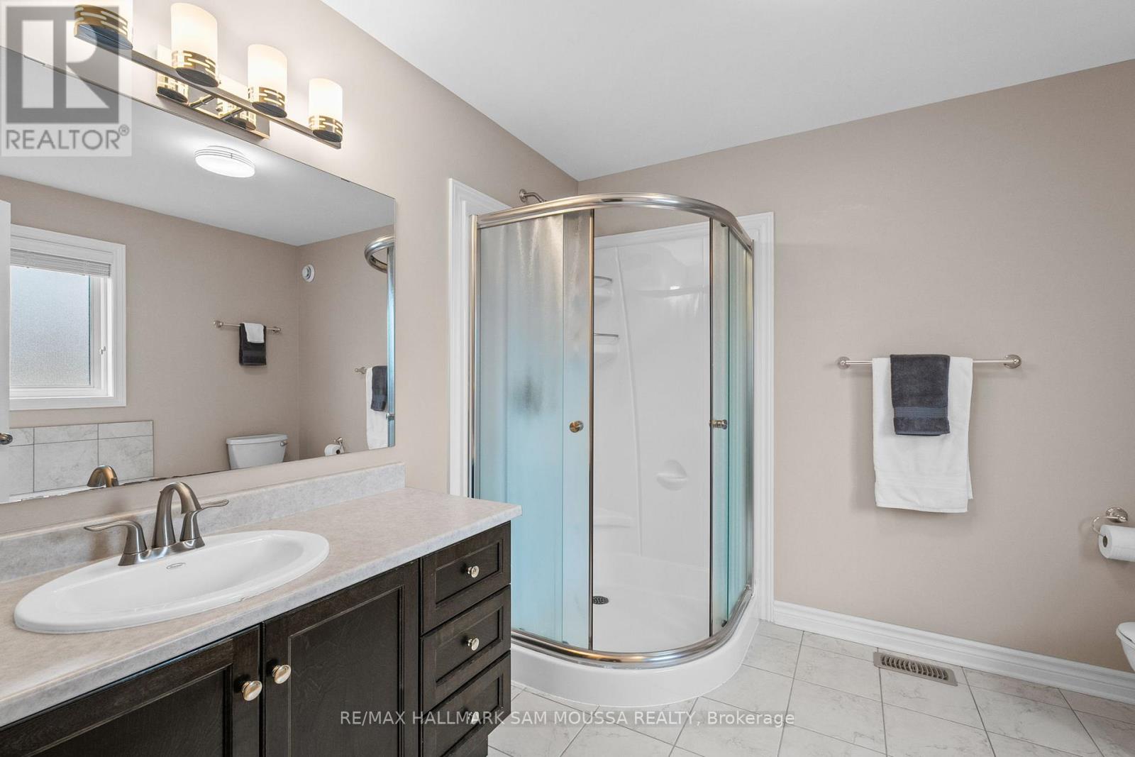631 ROBERT HILL STREET - 26