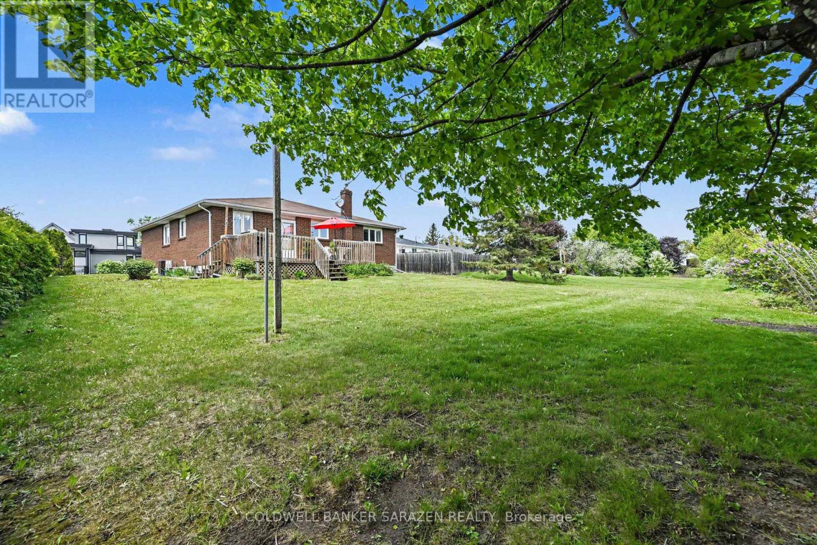 258 ALLAN DRIVE - 27