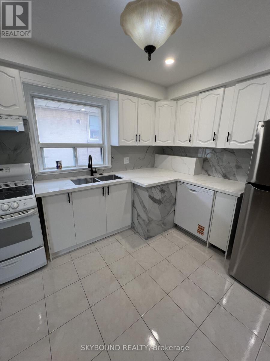 33 BRADSTOCK ROAD - 9
