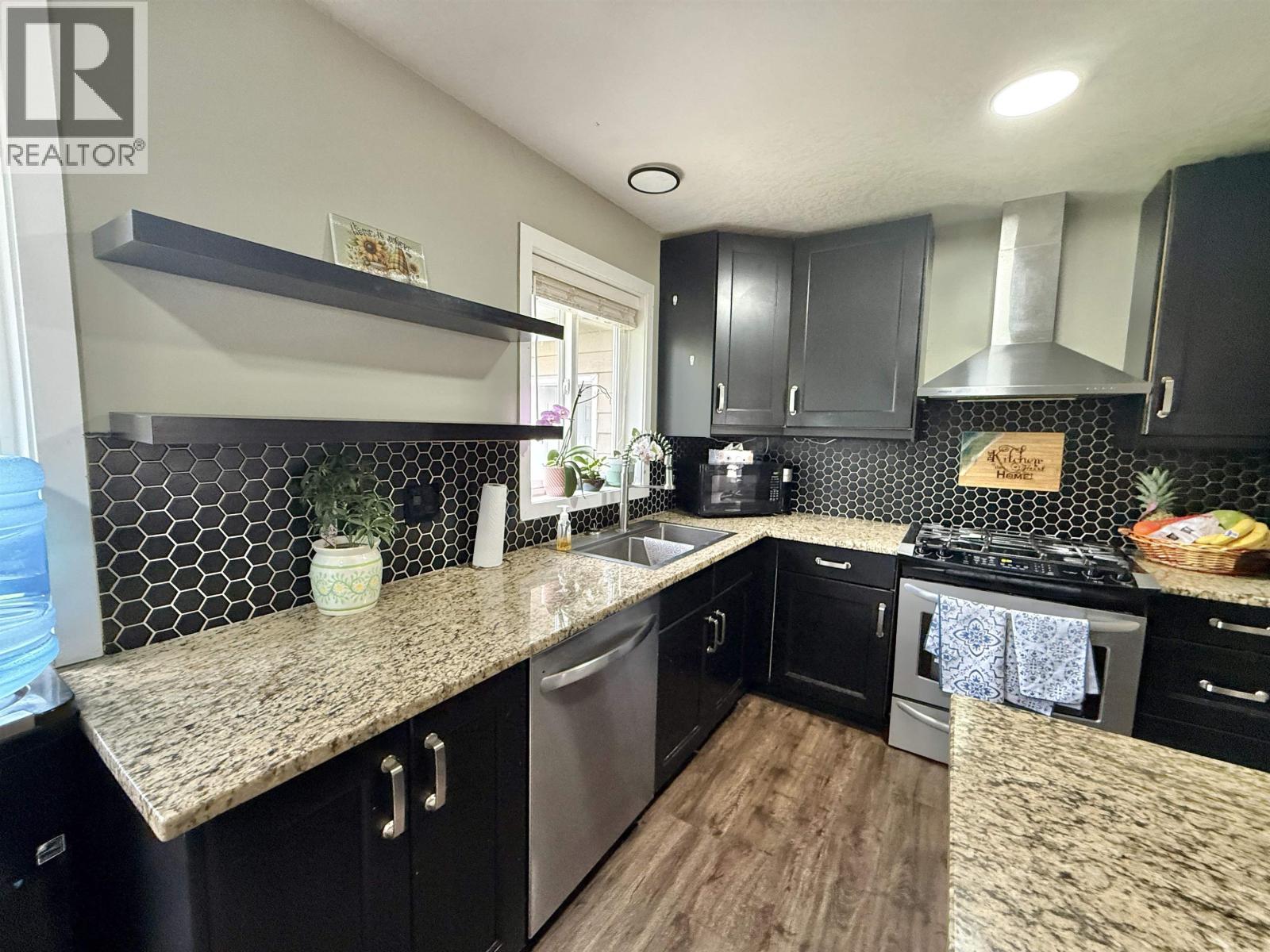1262 CROFT ROAD - 12