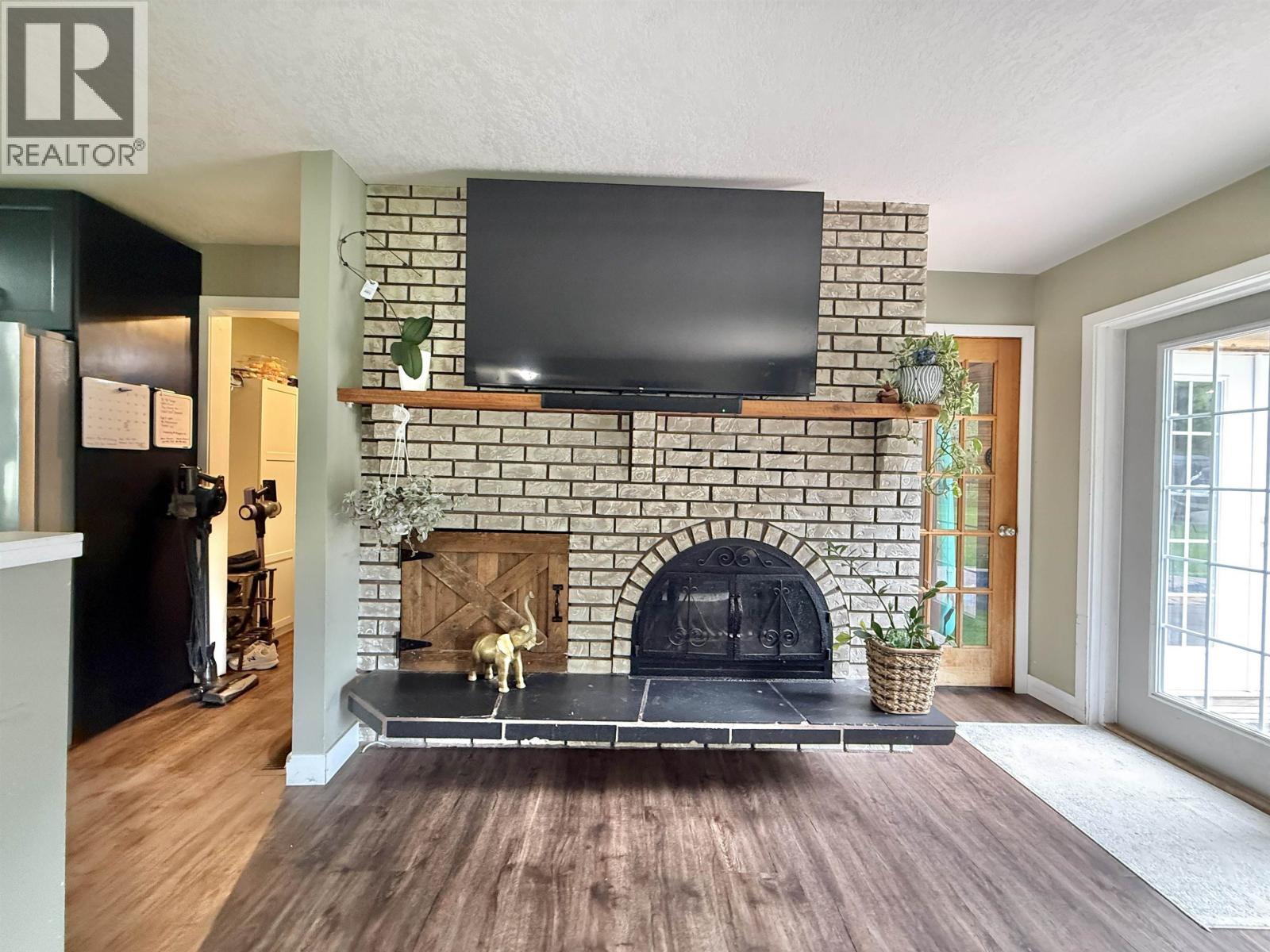1262 CROFT ROAD - 6