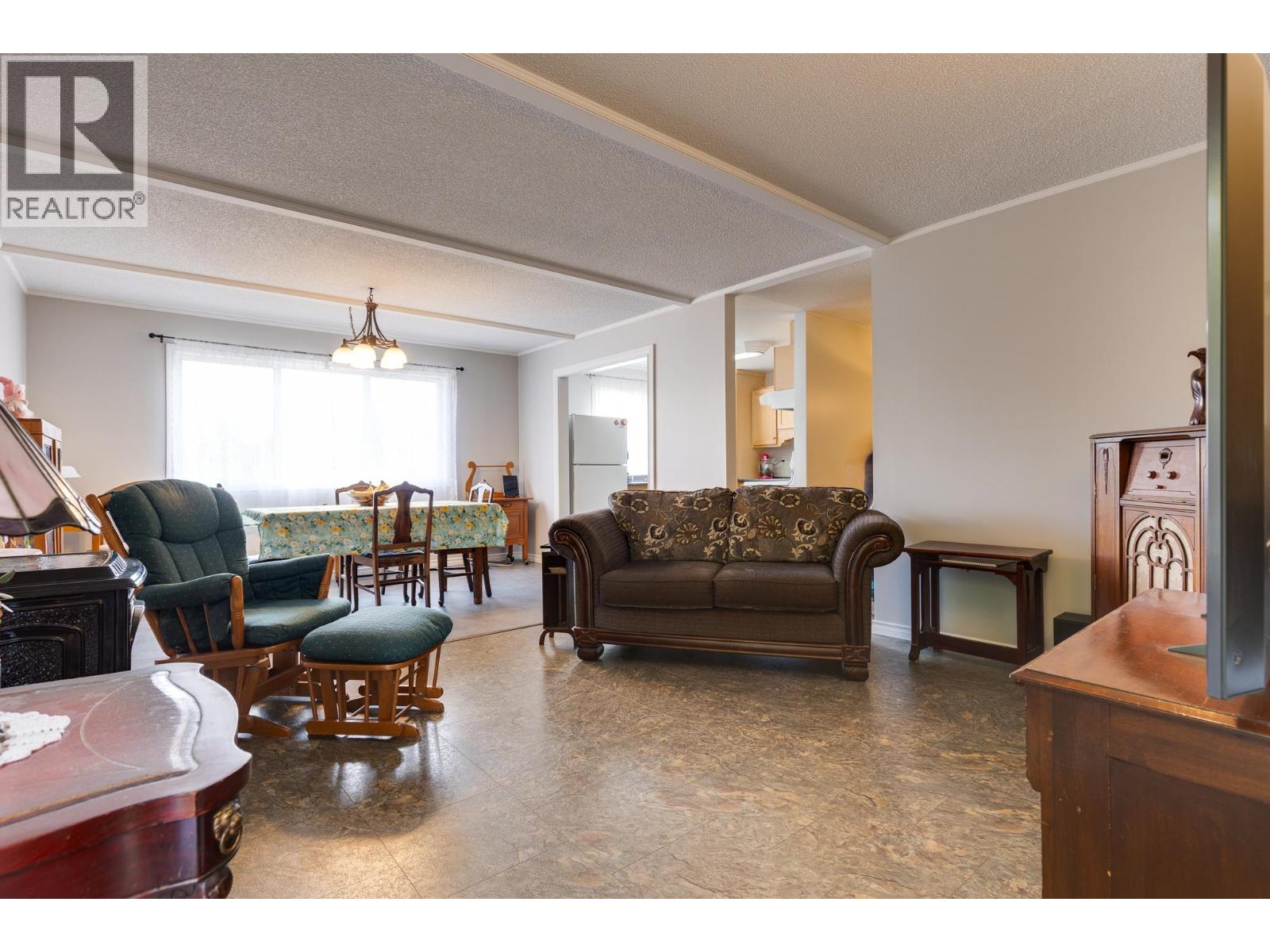 6177 CALEDONIA CRESCENT - 10