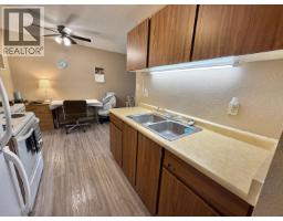 203 398 Roddis Drive, Quesnel, BC V2J1A6 Photo 8