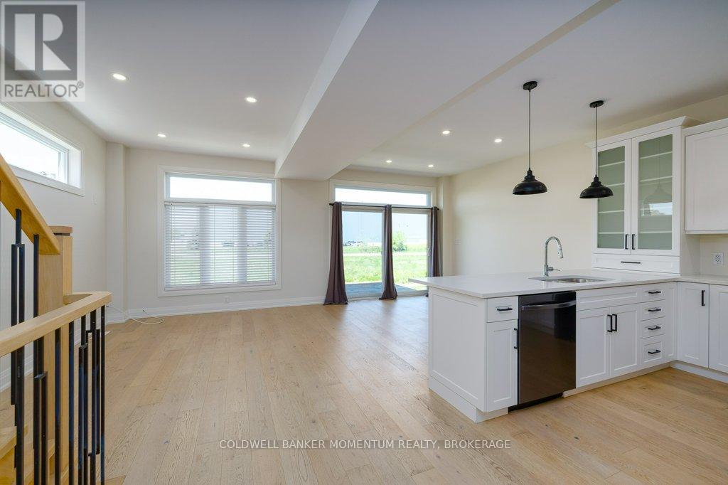 59 OMER AVENUE - 10