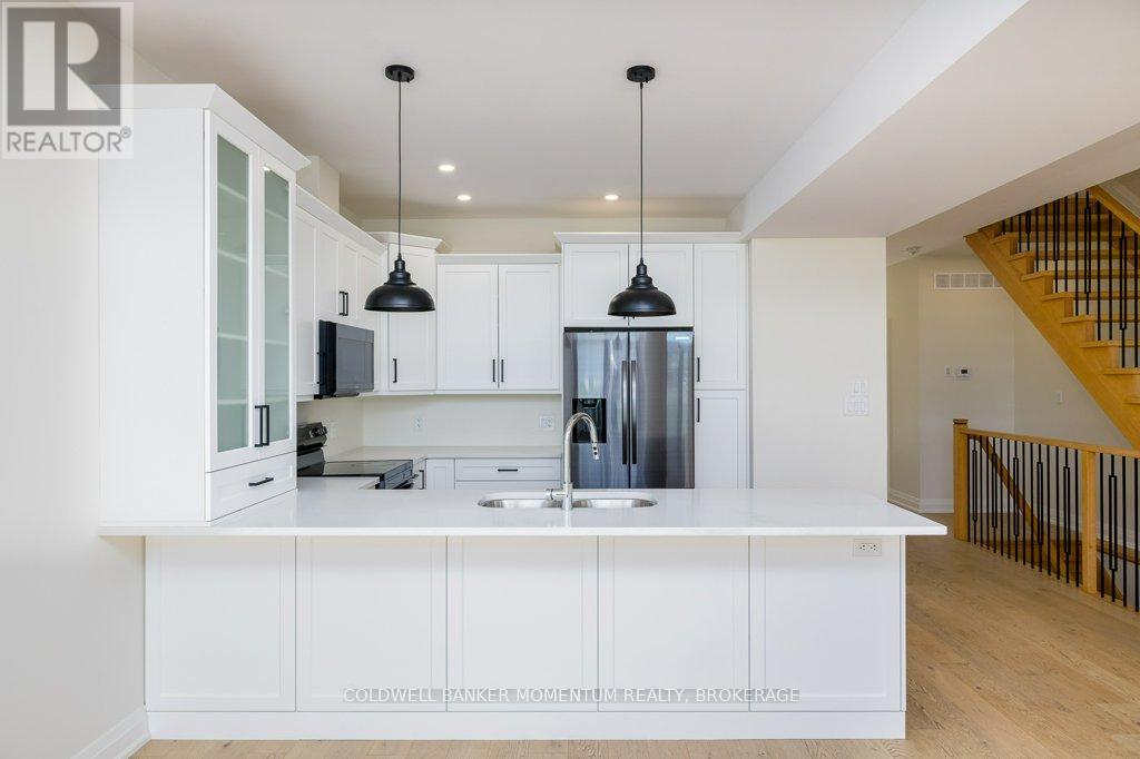 59 OMER AVENUE - 12