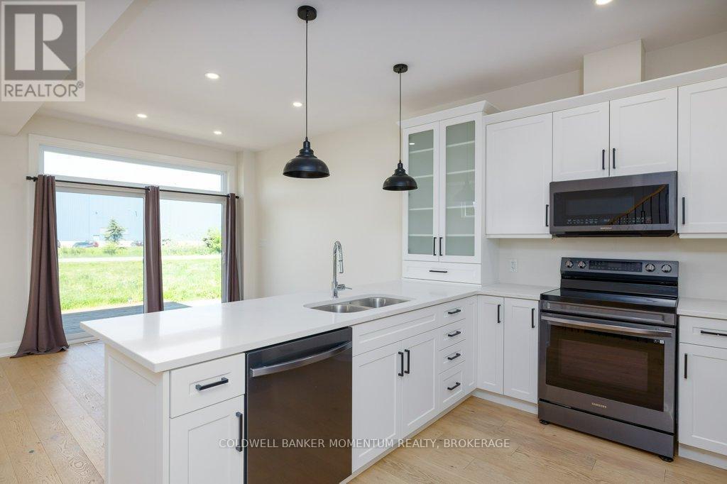 59 OMER AVENUE - 14