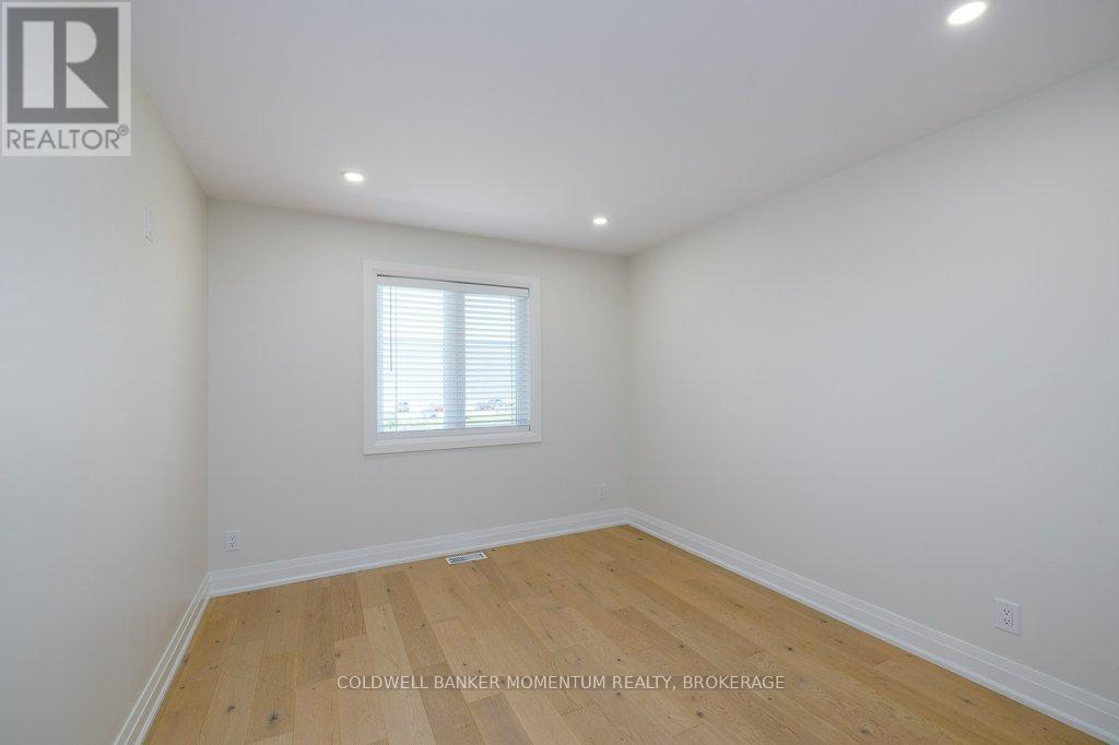 59 OMER AVENUE - 21