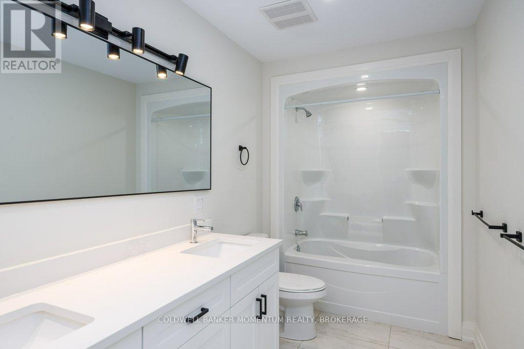 59 OMER AVENUE - 24