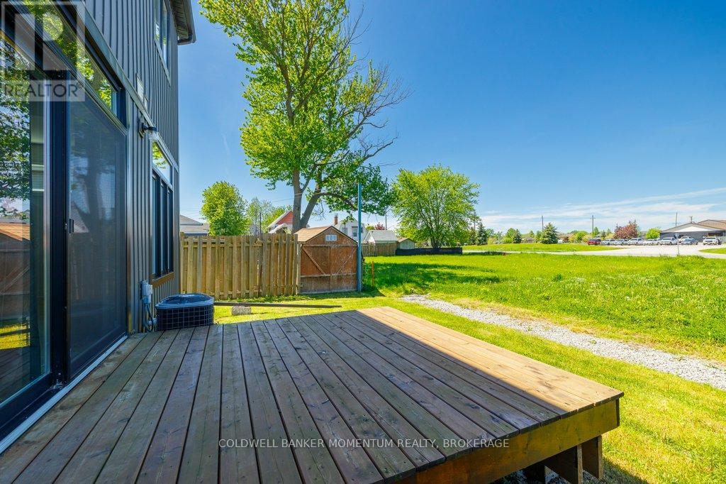59 OMER AVENUE - 34