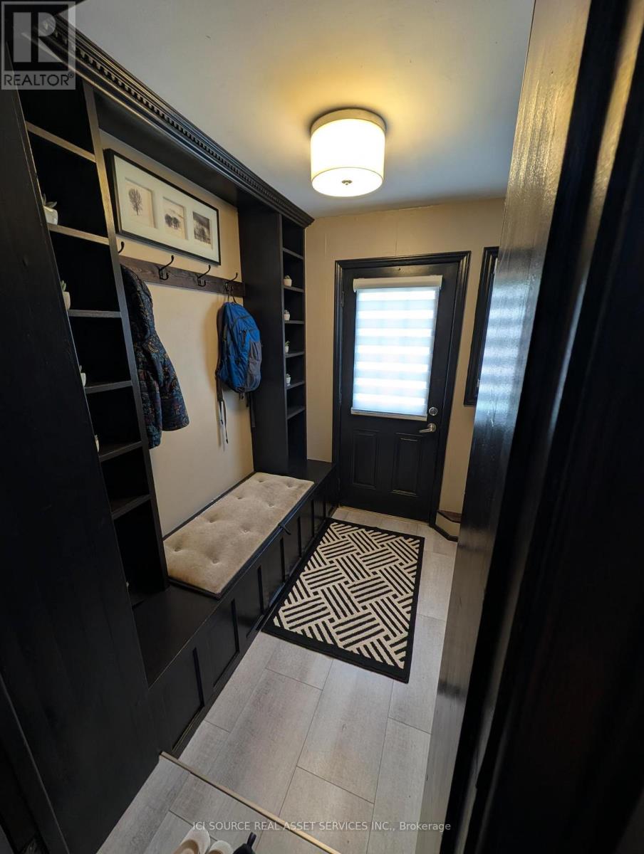 763 BOYLE DRIVE - 24