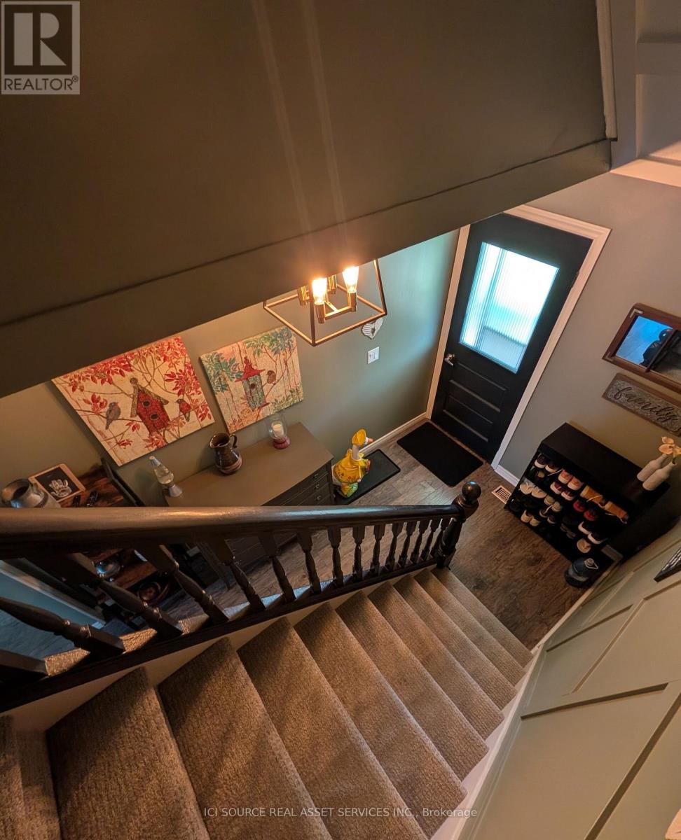 763 BOYLE DRIVE - 6