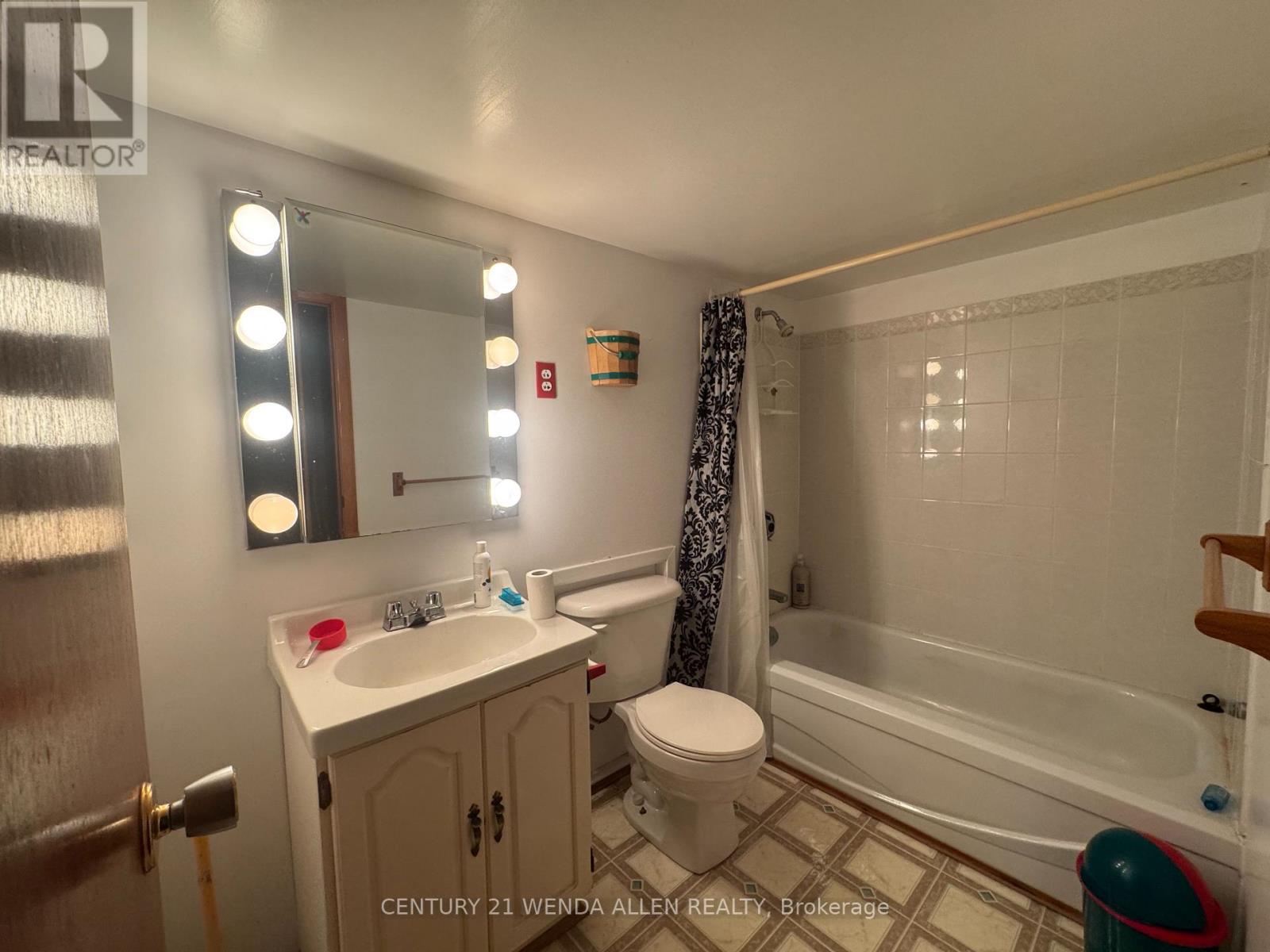 63 GILBERT STREET - 20