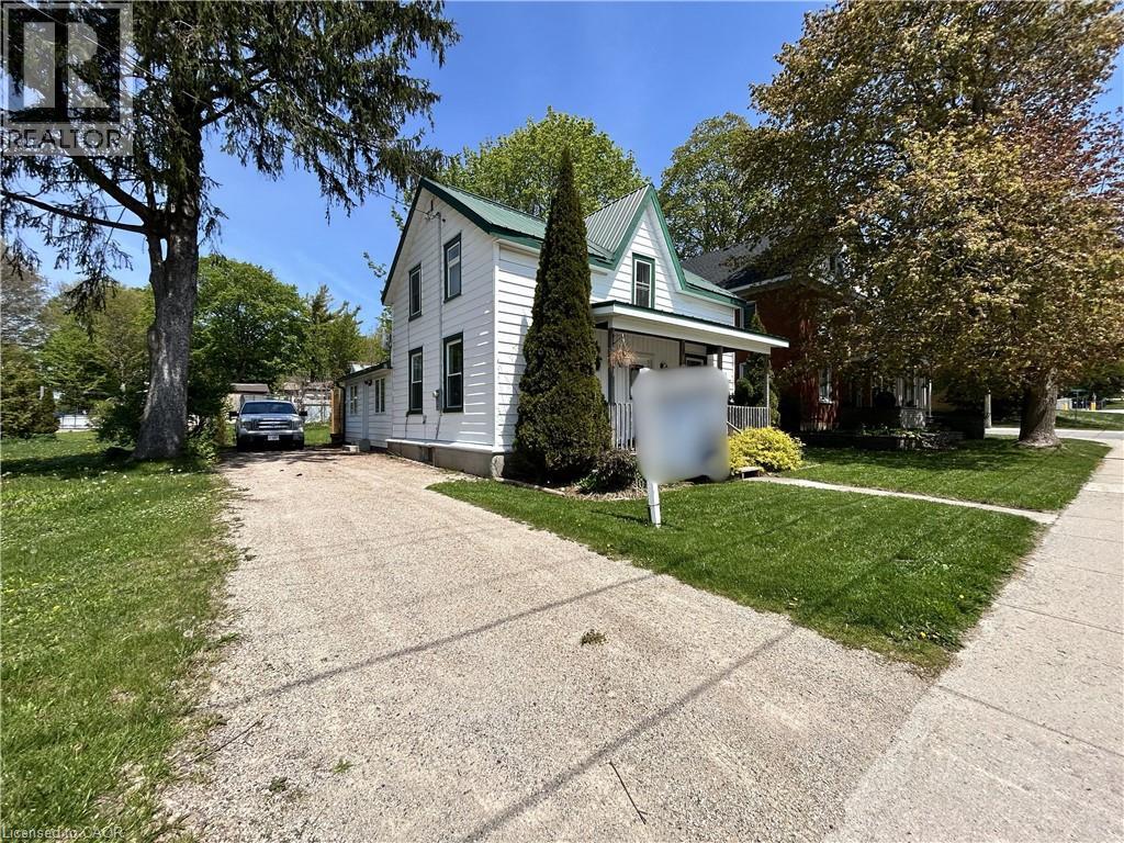 101 JOHN Street E - 1