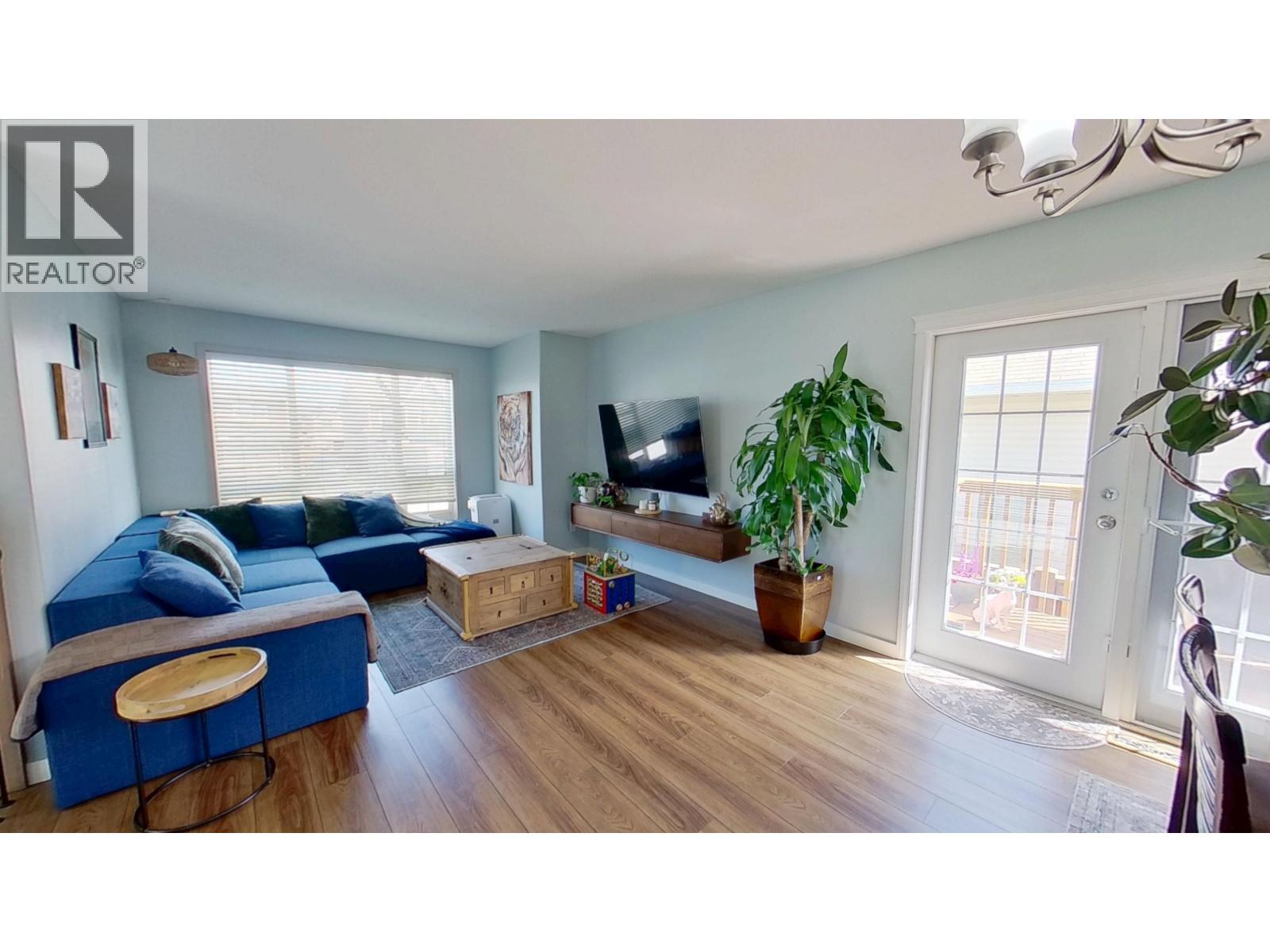 8311 86 AVENUE - 4
