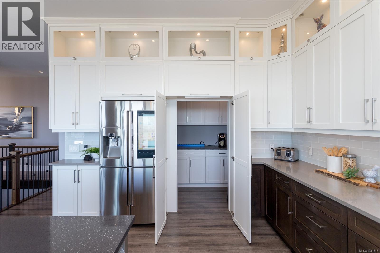 3408 Robson Pl - 8