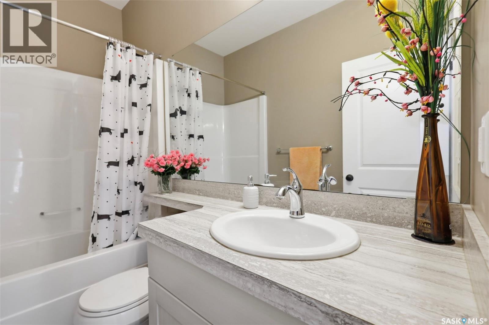 211 Baltzan BOULEVARD - 19