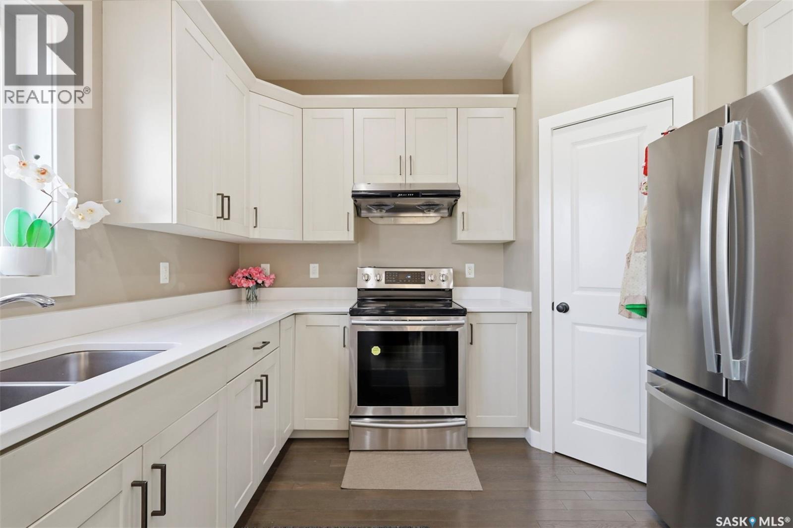 211 Baltzan BOULEVARD - 13