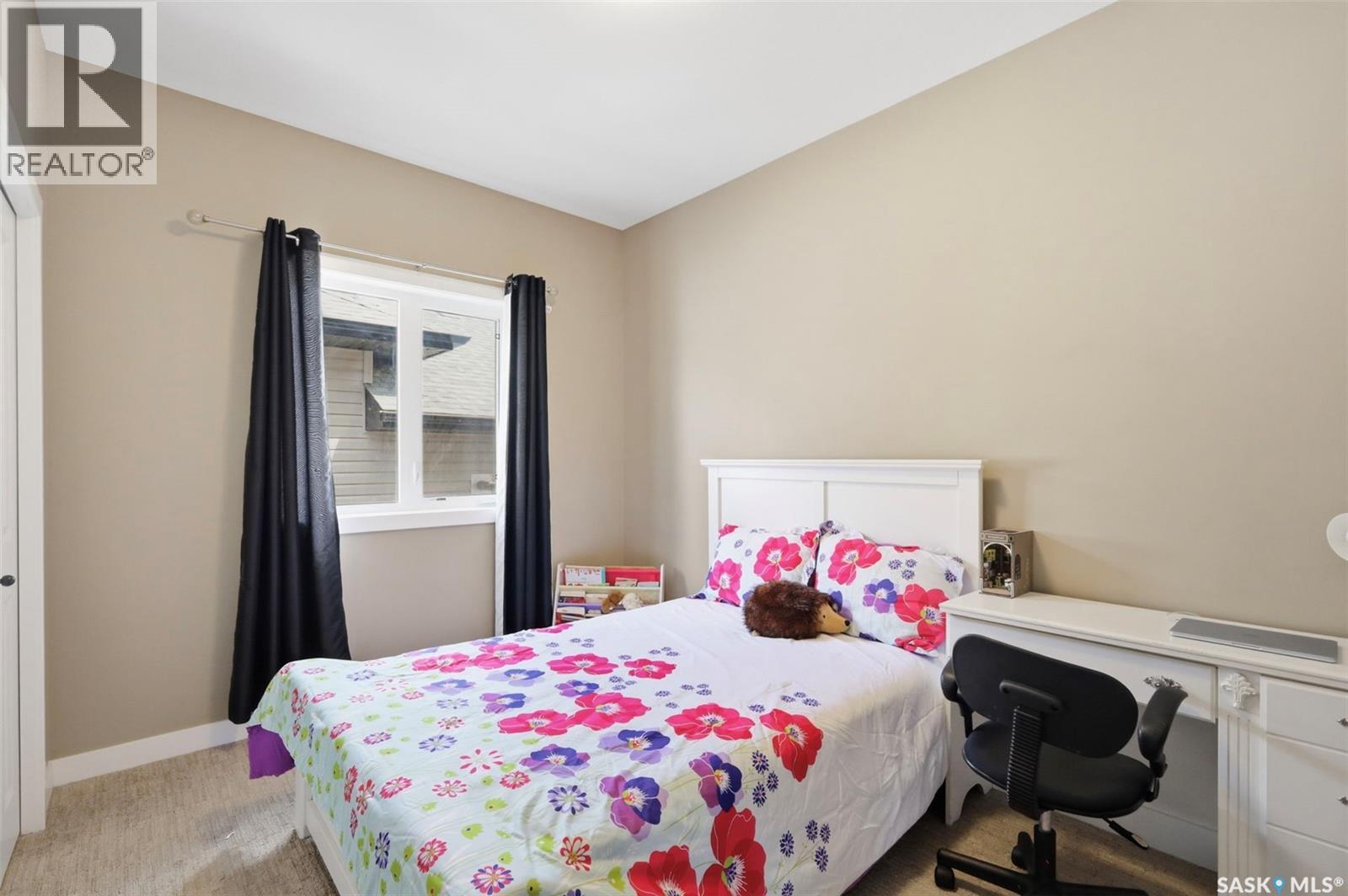 211 Baltzan BOULEVARD - 17
