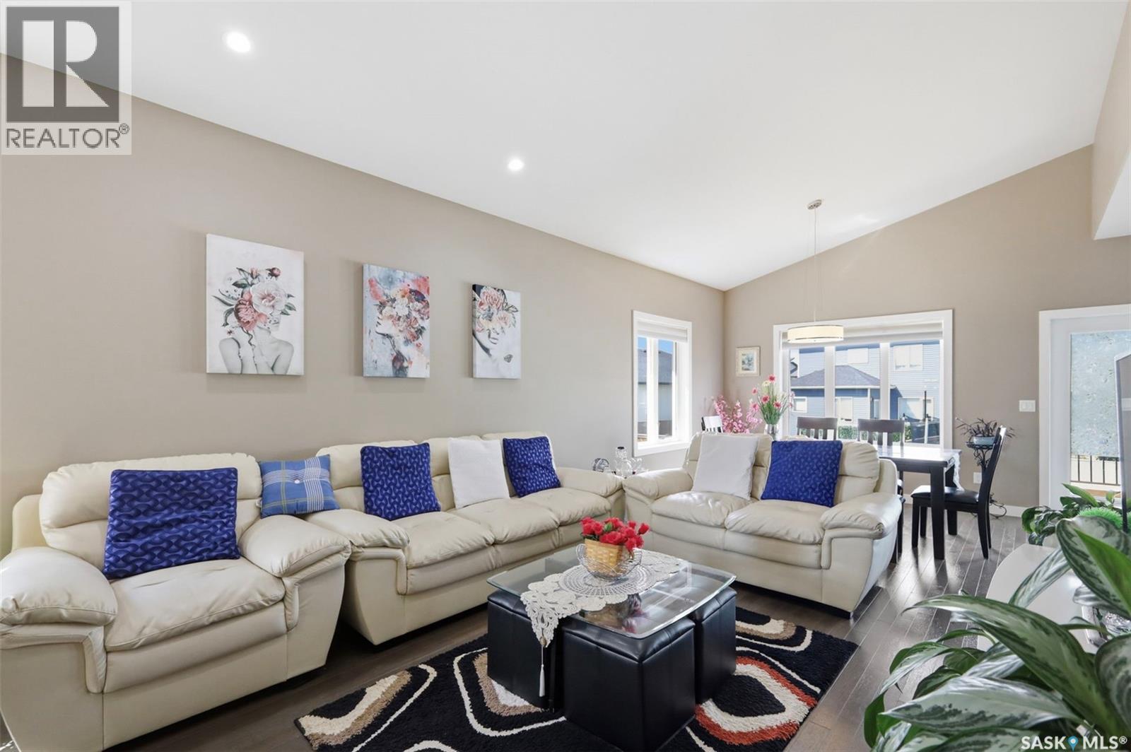 211 Baltzan BOULEVARD - 7