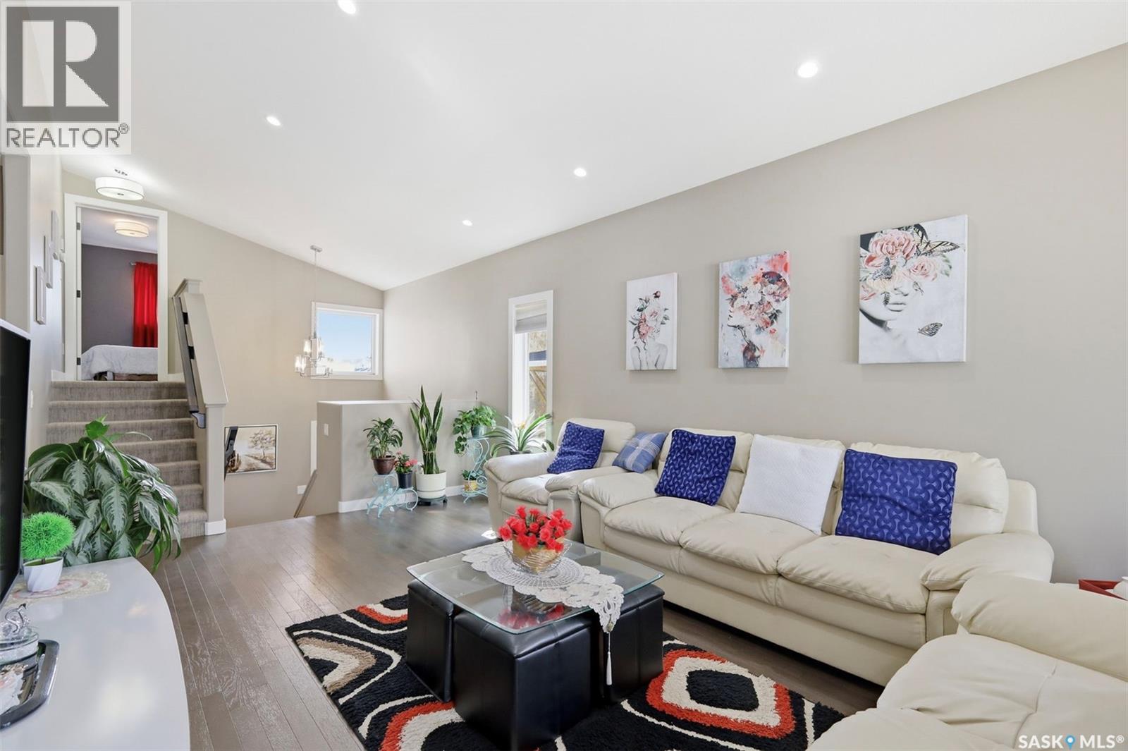 211 Baltzan BOULEVARD - 8