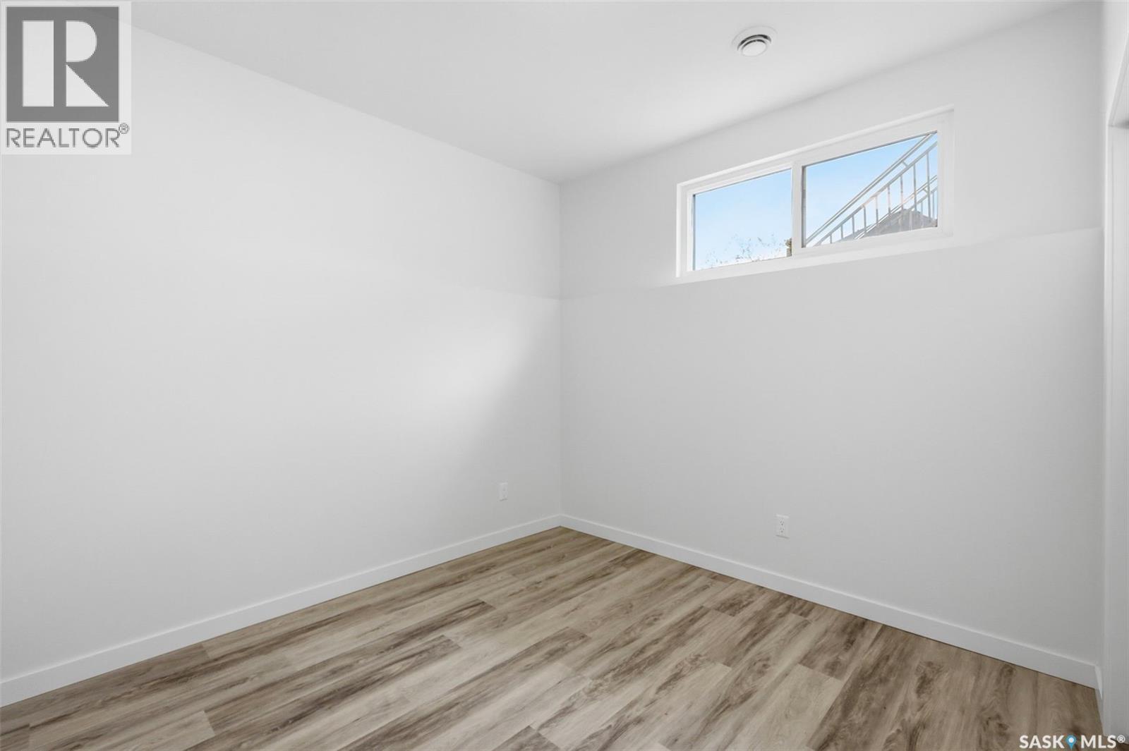 211 Baltzan BOULEVARD - 27