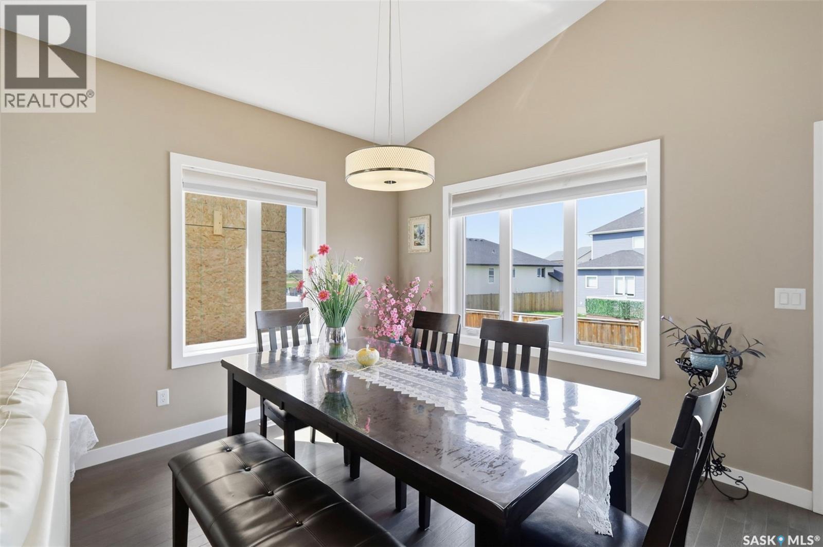 211 Baltzan BOULEVARD - 10