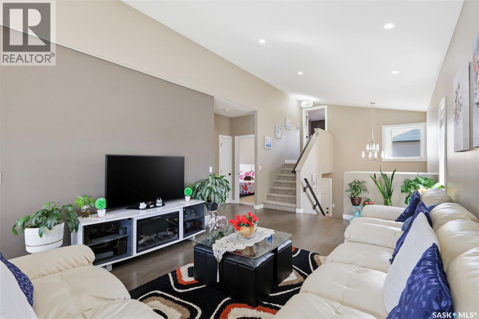 211 Baltzan BOULEVARD - 9
