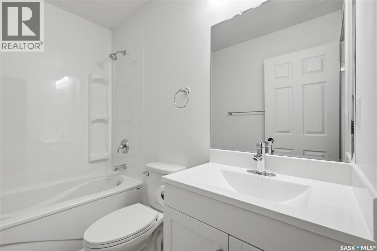 211 Baltzan BOULEVARD - 29