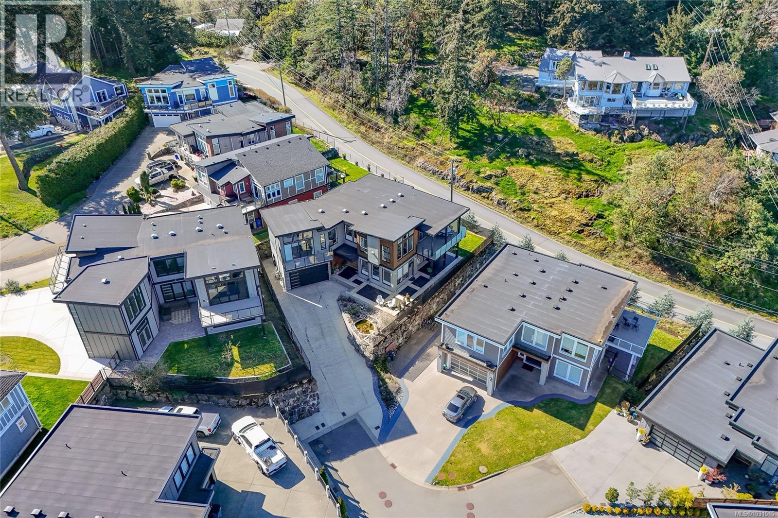 3408 Robson Pl - 55