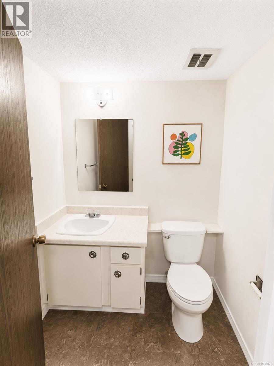 #205 7450 Rupert St - 9