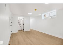 11138 126 St E Nw, Edmonton, AB T5M0P9 Photo 35