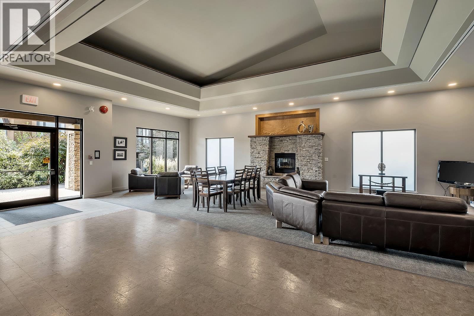 #205 580 Sarsons Road - 38