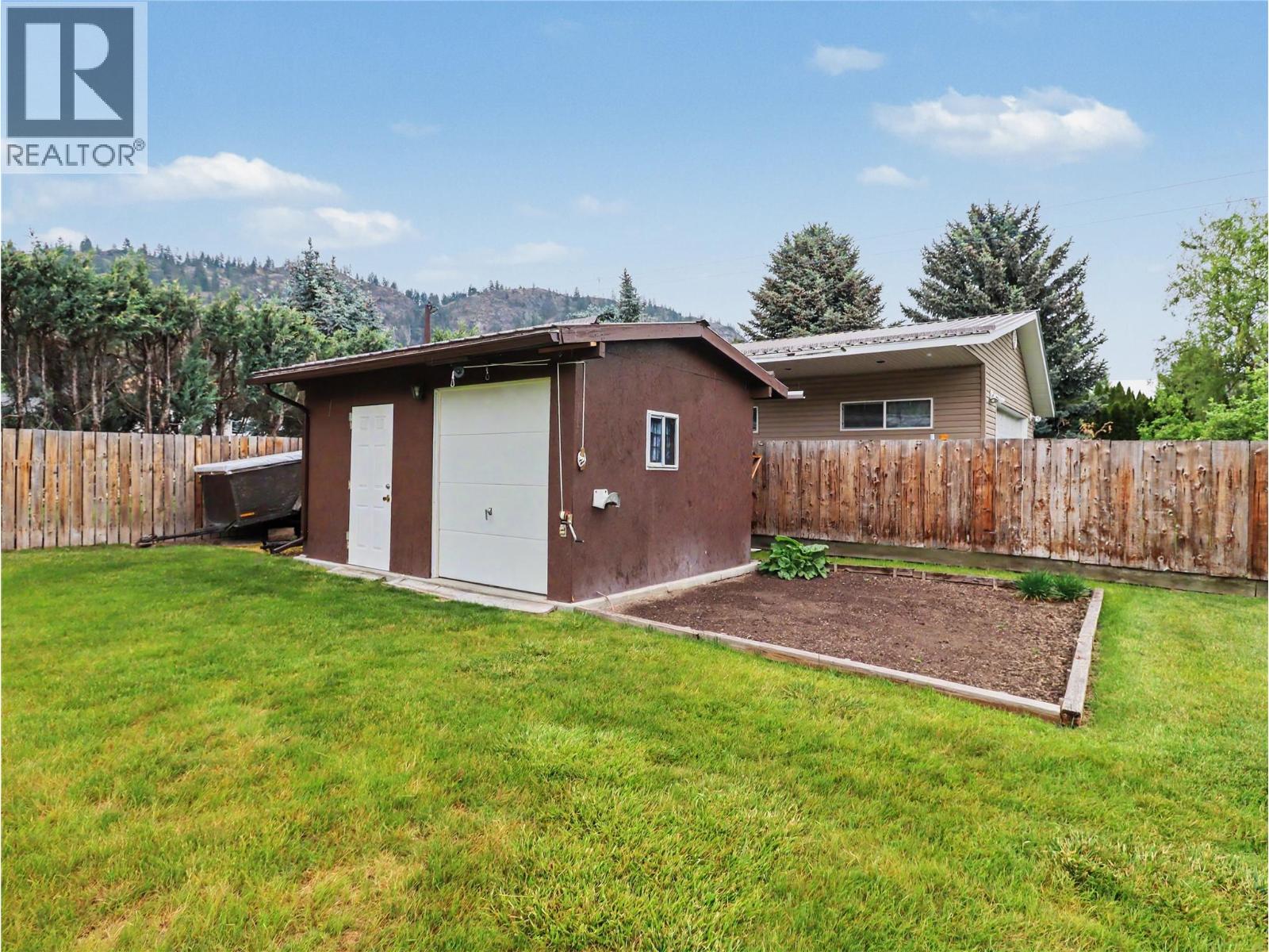 1677 77th Avenue - 37