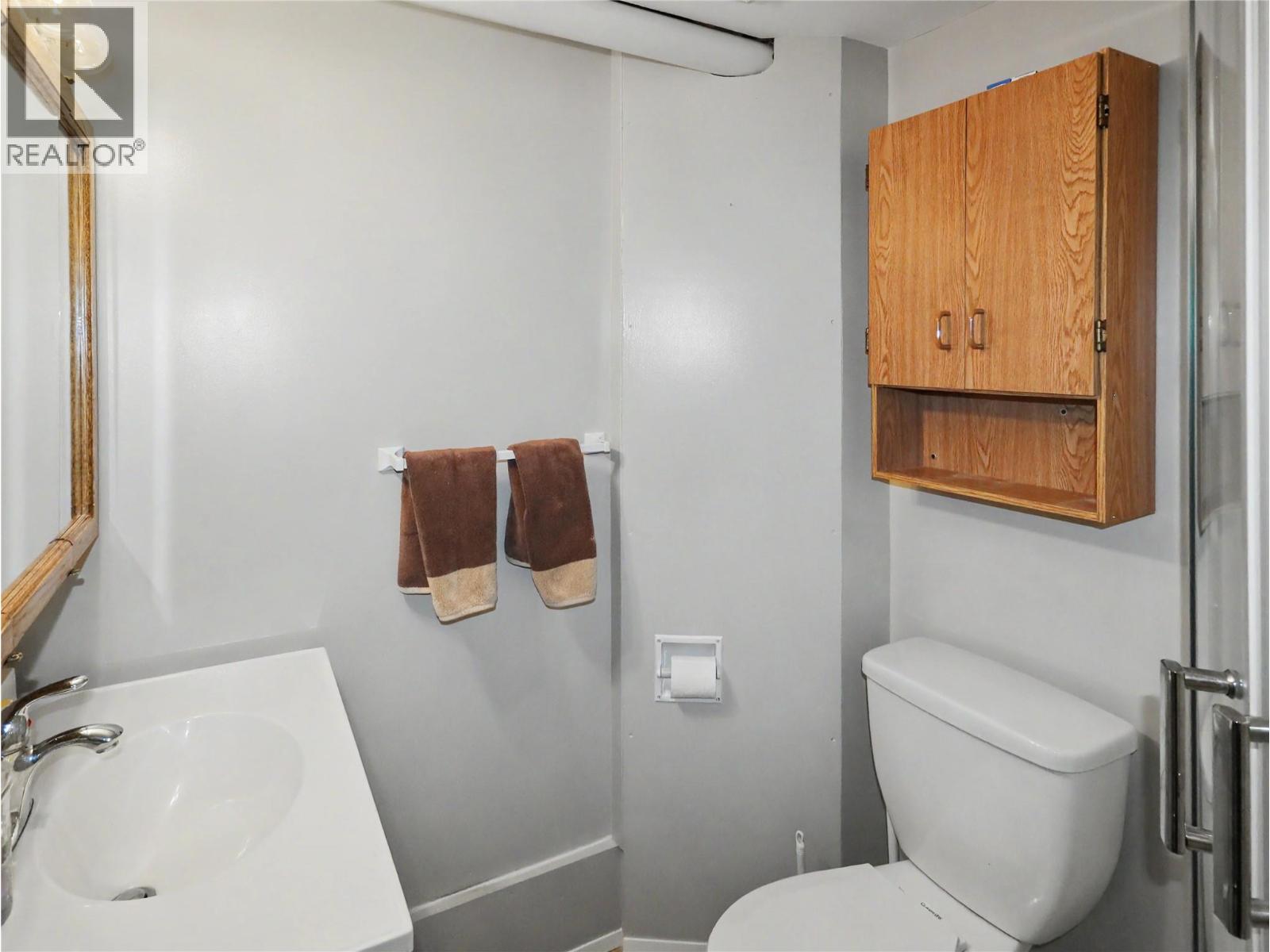 1677 77th Avenue - 27